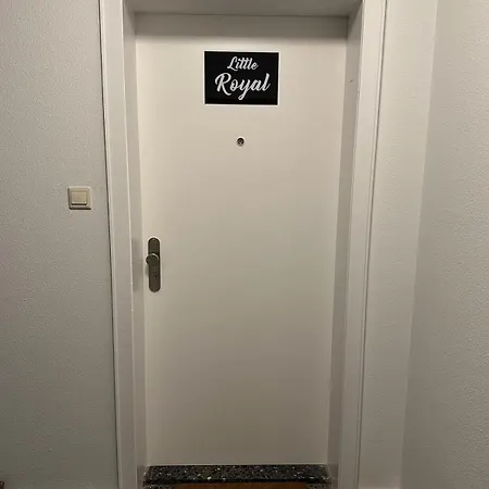 Little Royal *